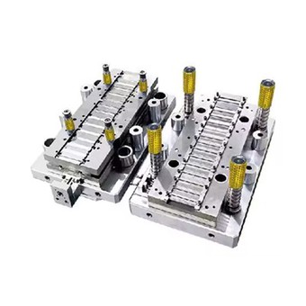 Kõrge täpsusega stantsimisvorm